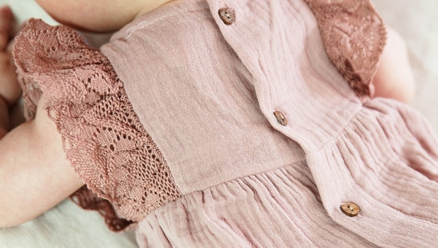 Consejos para cuidar de un recién nacido en verano