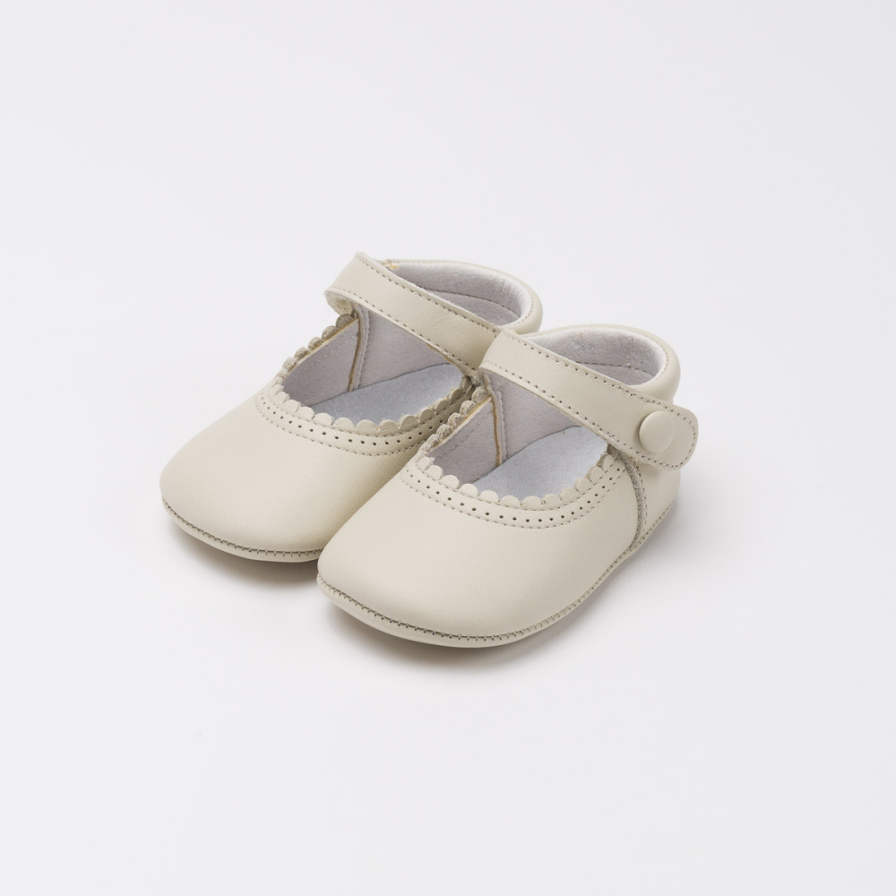 Mercedita Button Without Sole