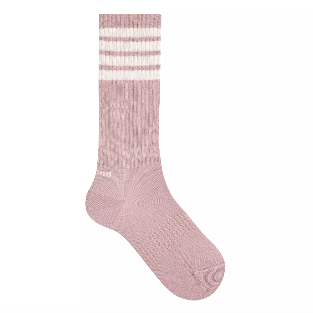 Gestreifte Sportsocken