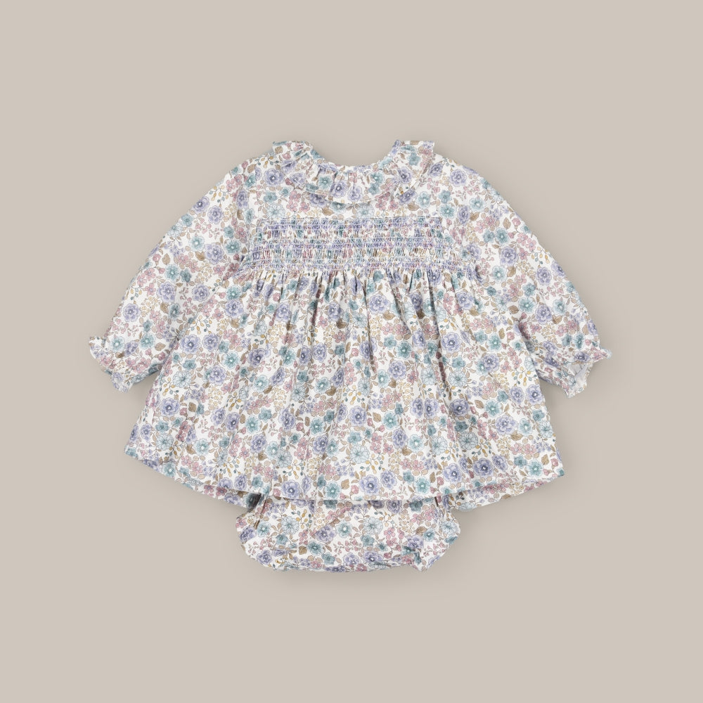 Vestido de bebê com tapa-fralda Smock Beatriz