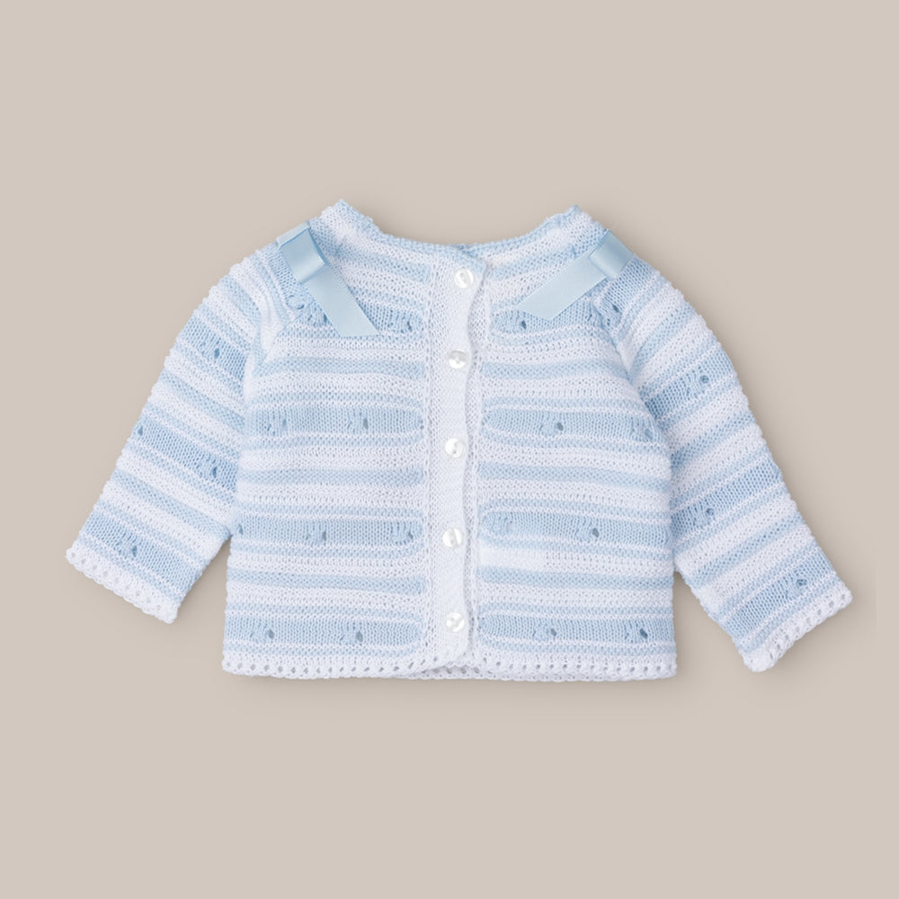 Kreidefarbener Babypullover