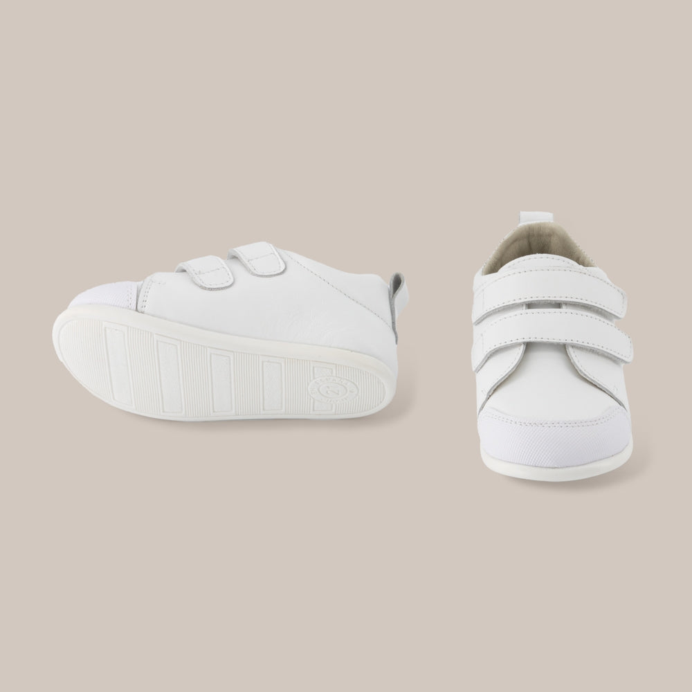 Respectful leather footwear