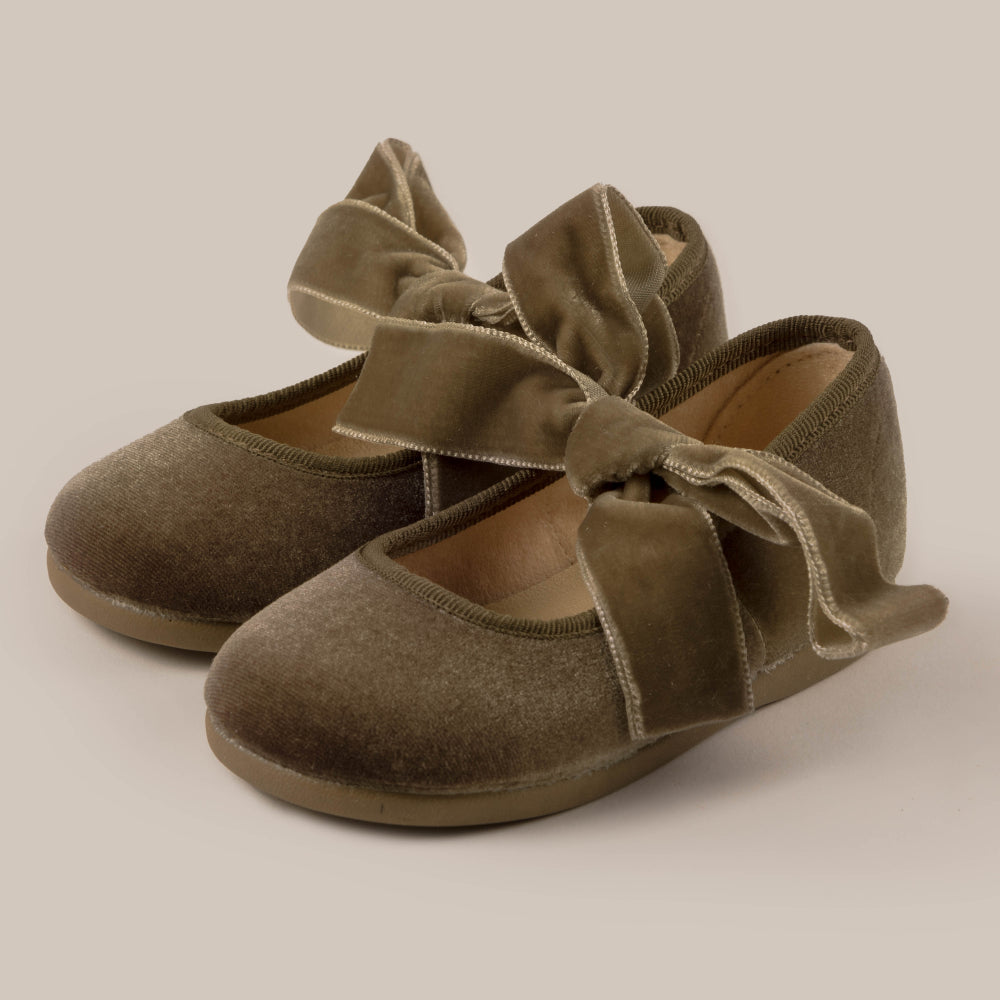 Merceditas Terciopelo Lazo