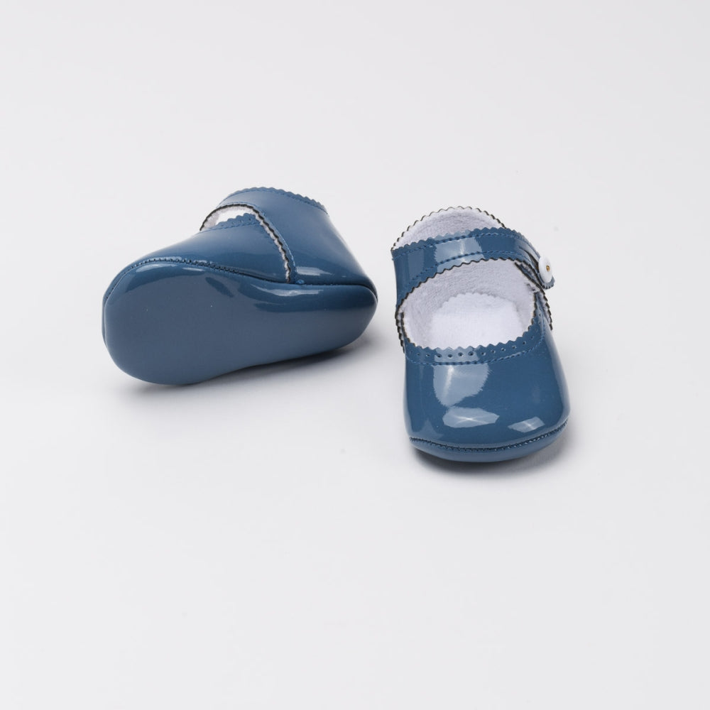 paten leather Mary Janes