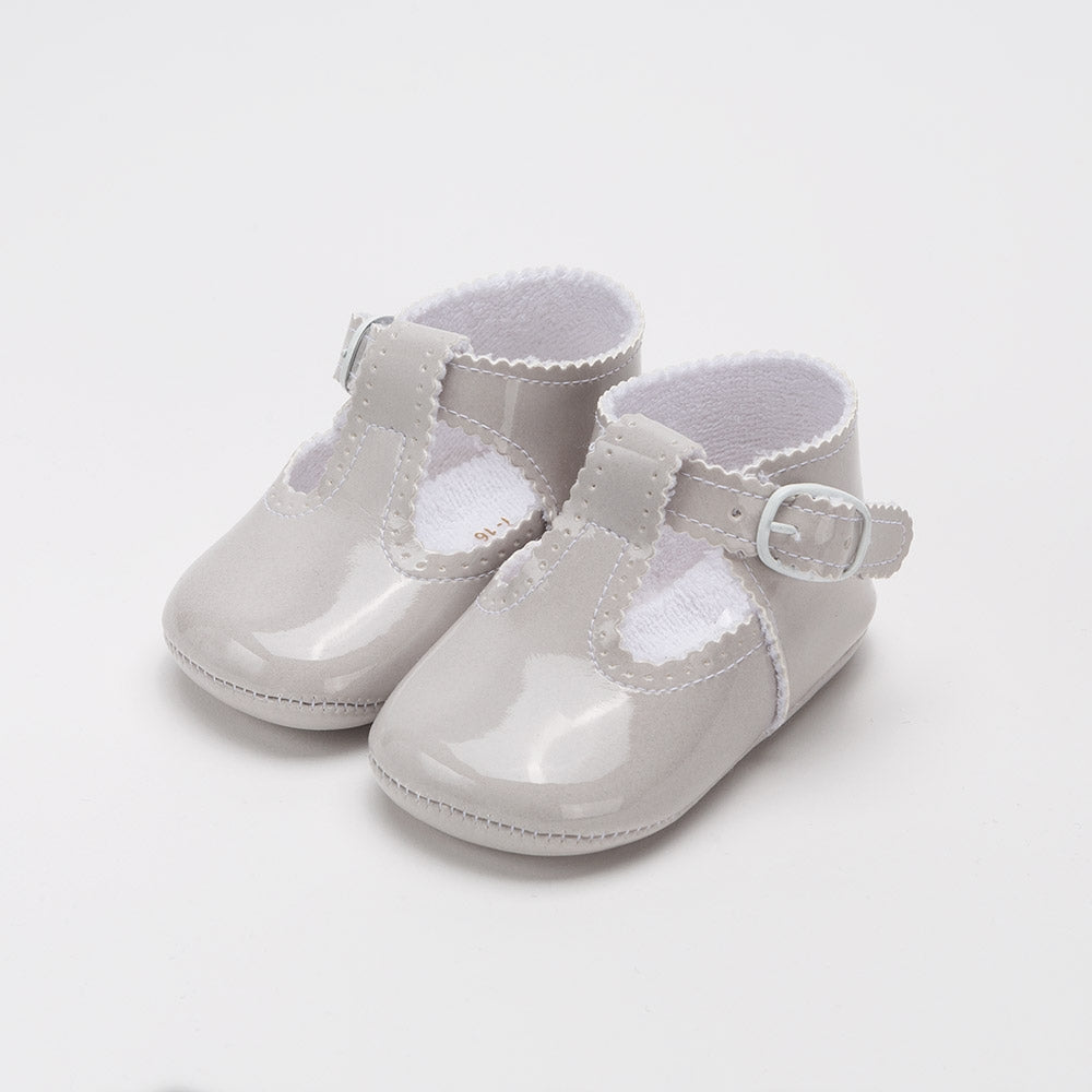 patent leather pepitos