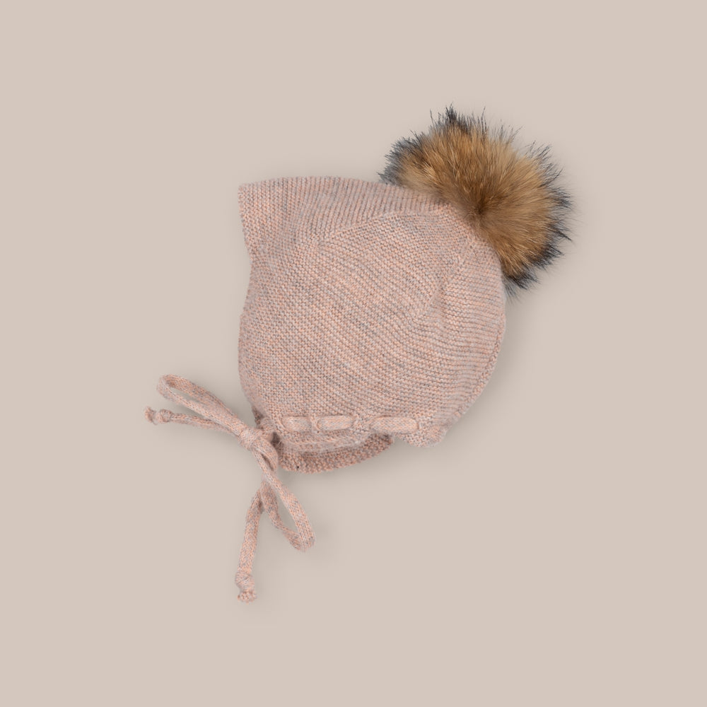 Gorro com Pompom de Pelo