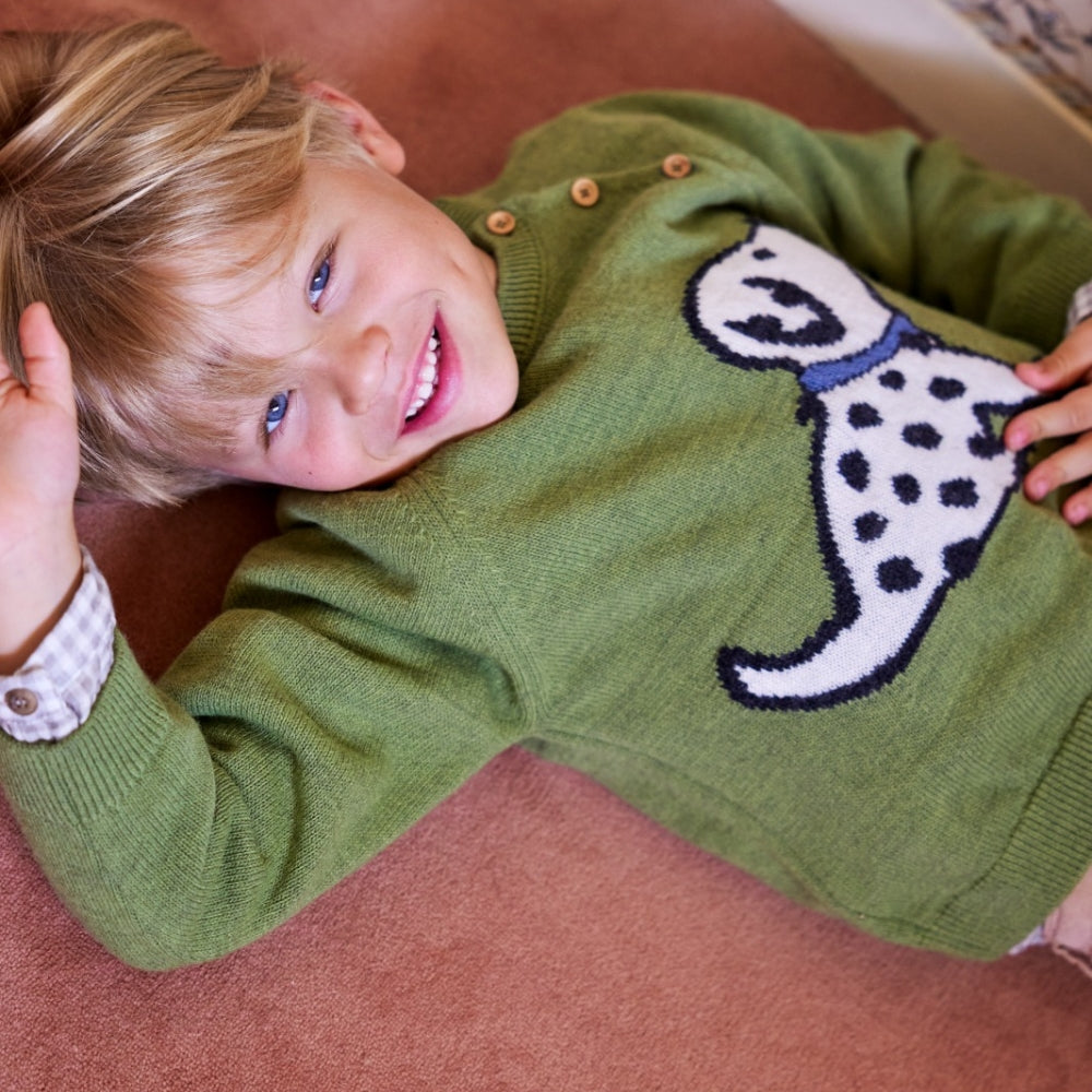 Sweater boy Lana Perrete