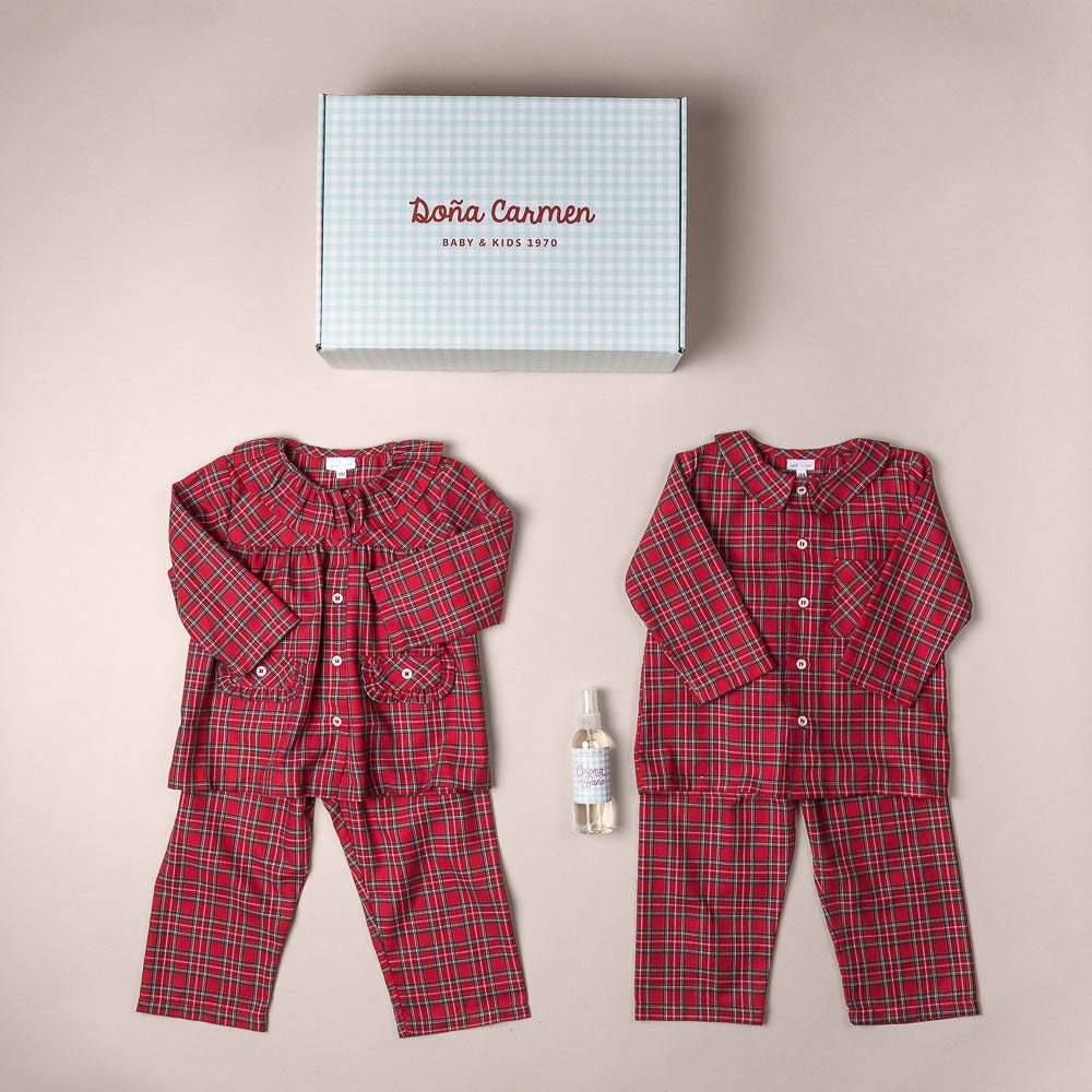 Pijama escocês para menino