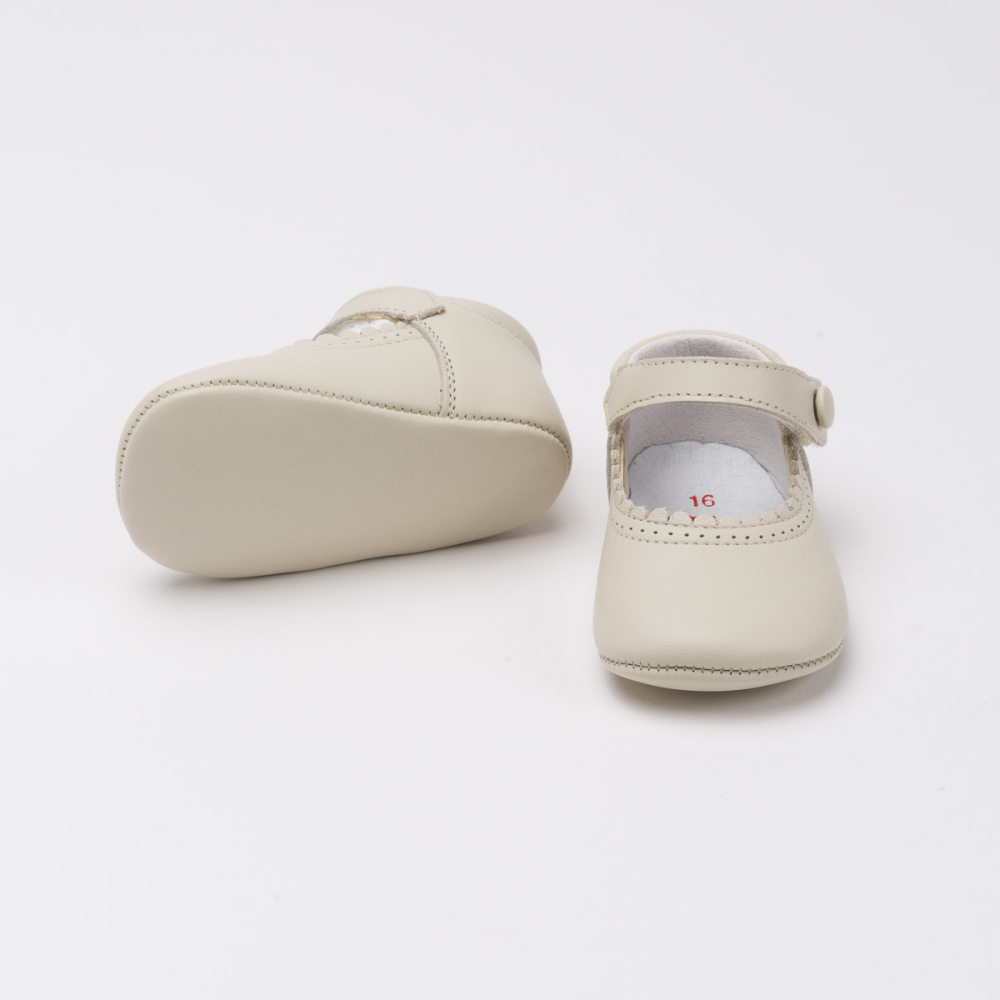 Mercedita Button Without Sole