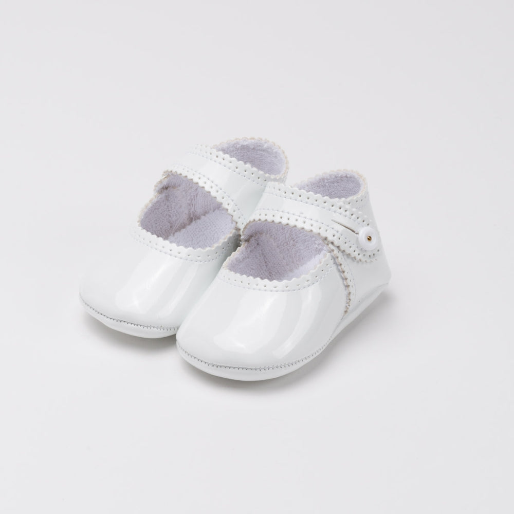 paten leather Mary Janes