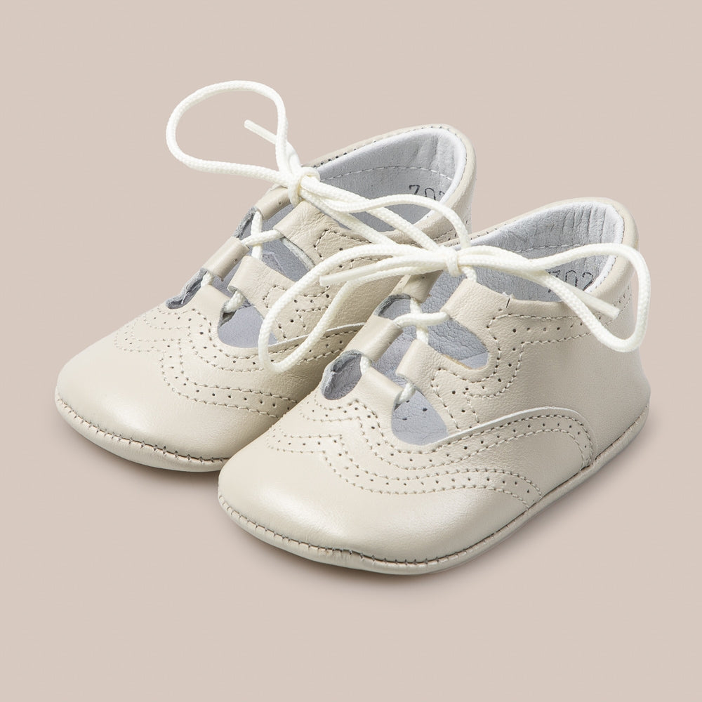 Englischer Babyschuh aus Leder