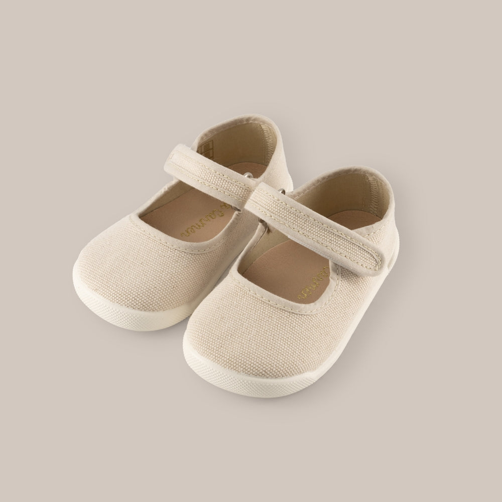 Mule pour fille aux pieds nus