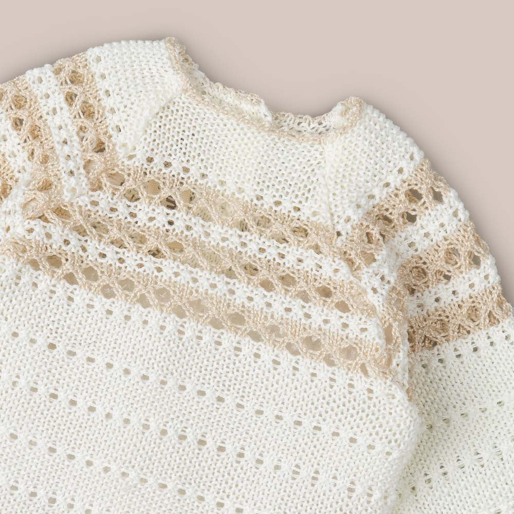 Babypullover mit Hohlsaum