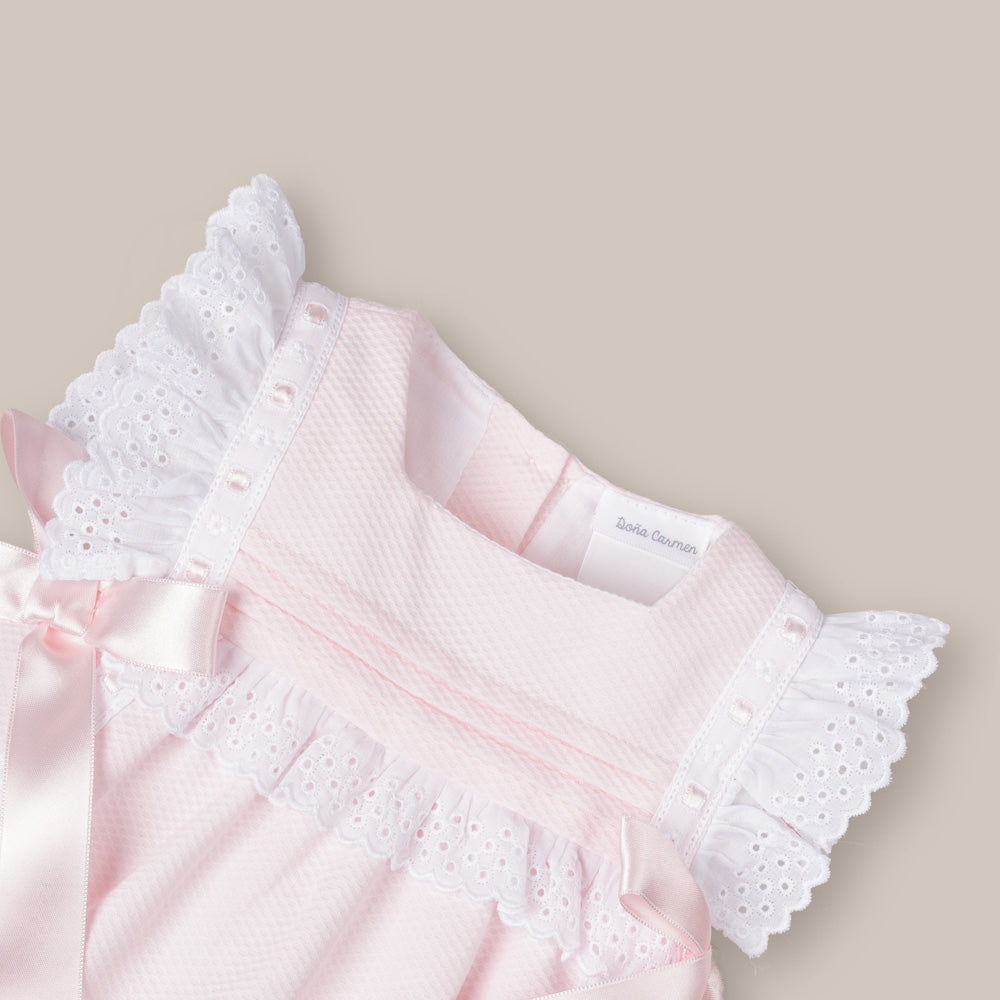 Faldón pour Bébé Nacha