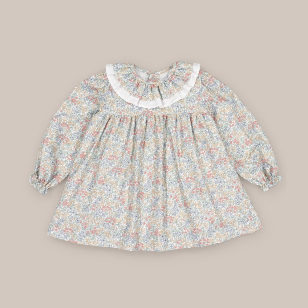 Weiches Mädchenkleid