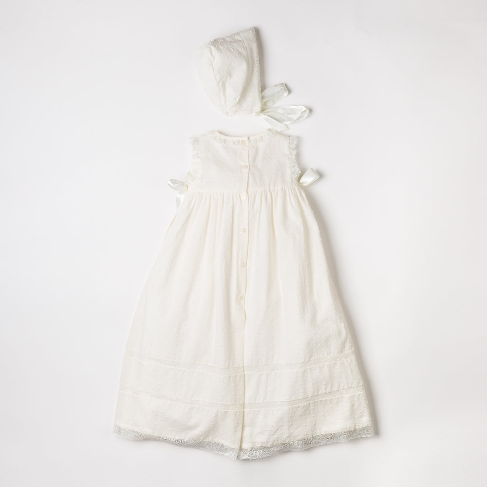 Baptism skirt plus silk capota