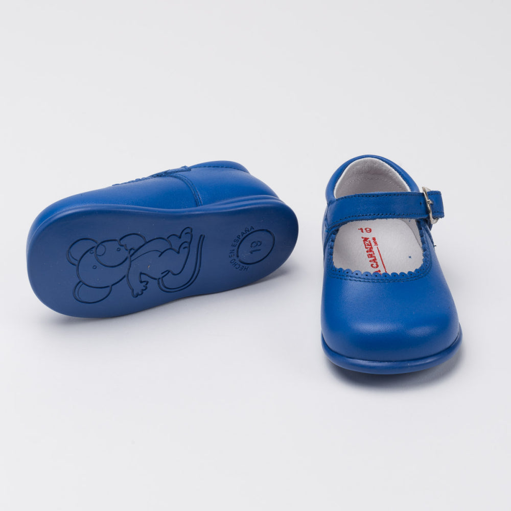 Leather Mary Janes with sole