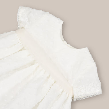 dress With plumon capota