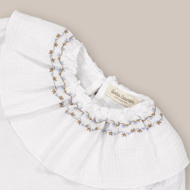 Blusa do pescoço de Yedra