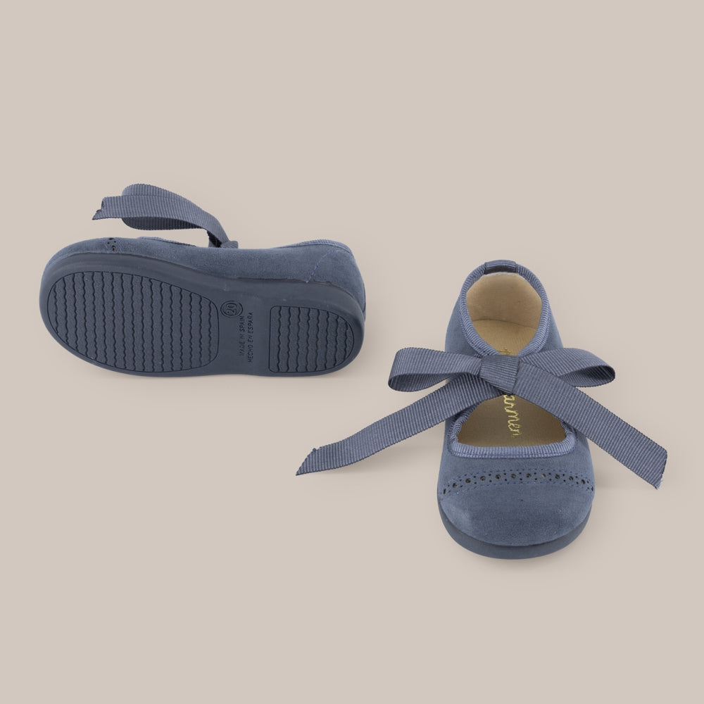 Mary Jane Picado Faya in pelle