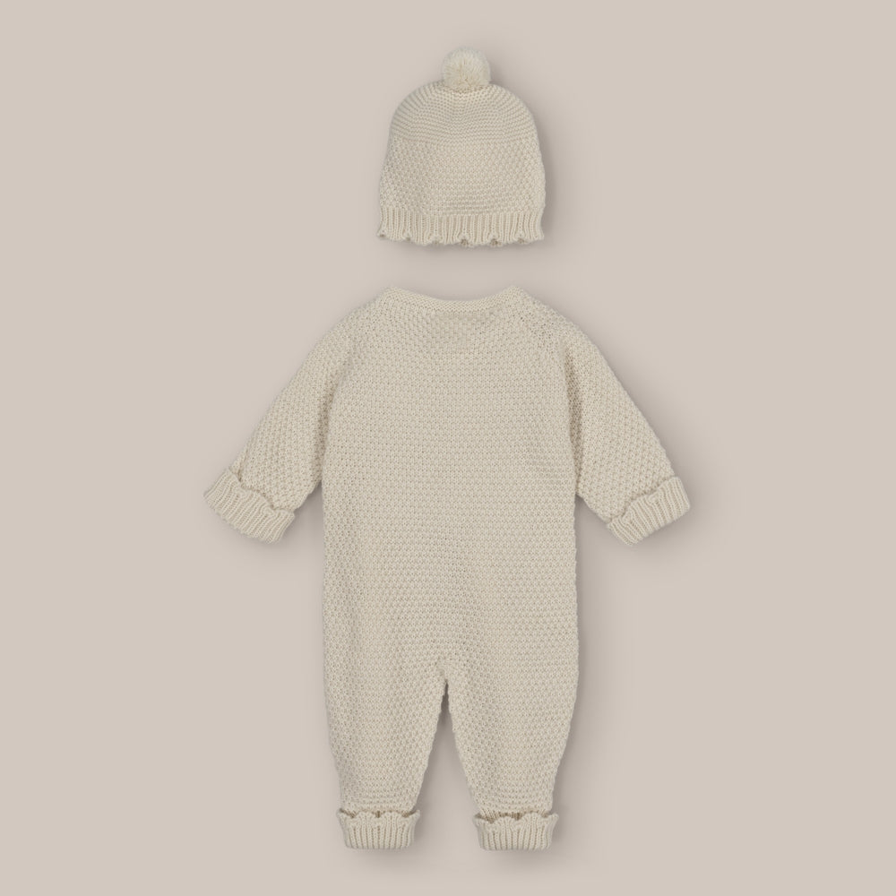 romper Lins with hat