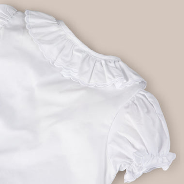 Blouse girl waves