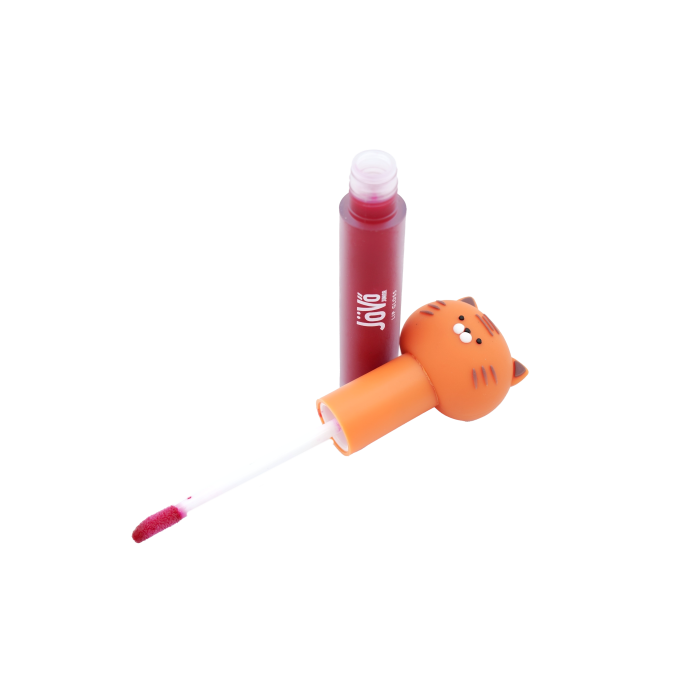 Togo lip brightness