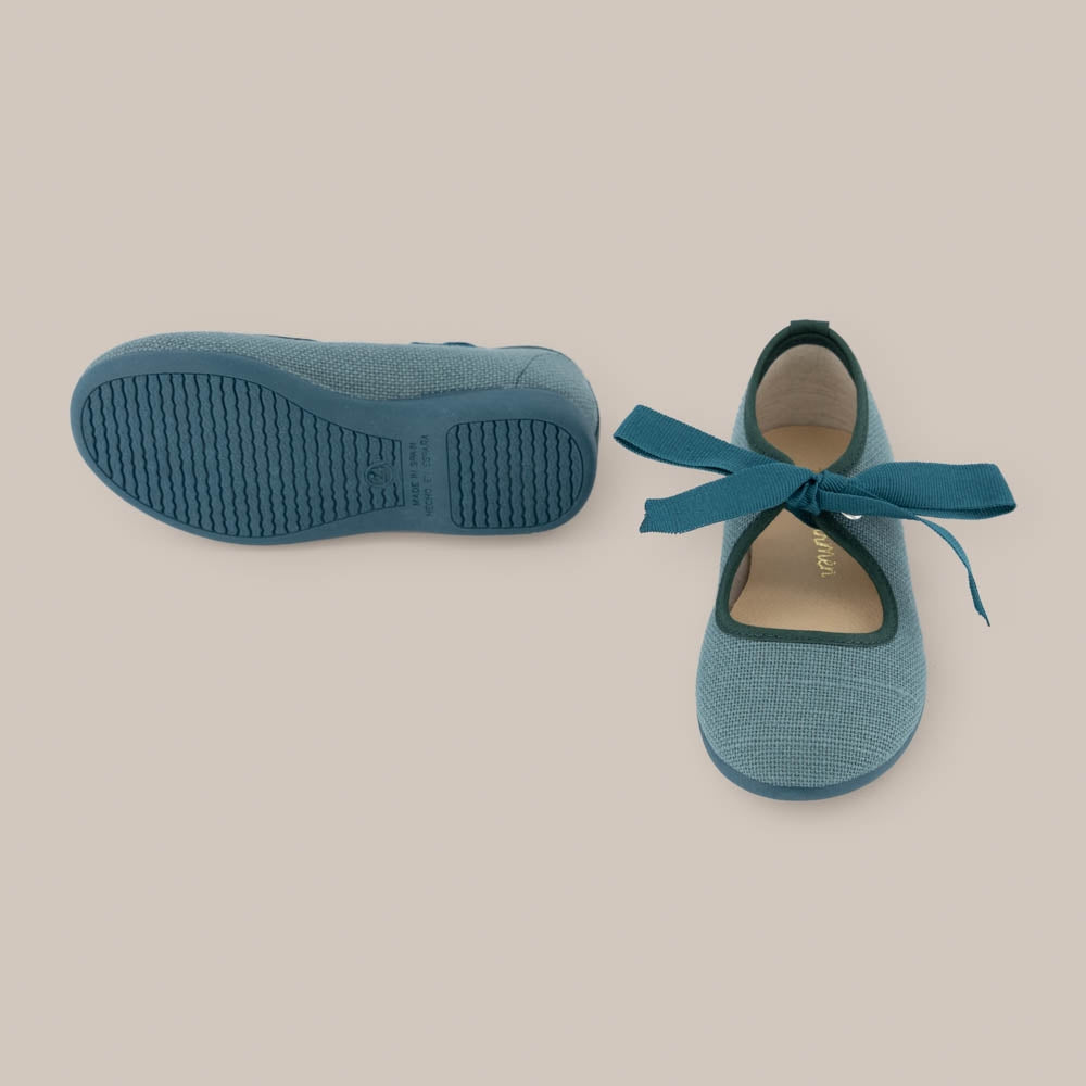 Chaussure à nœud en lin