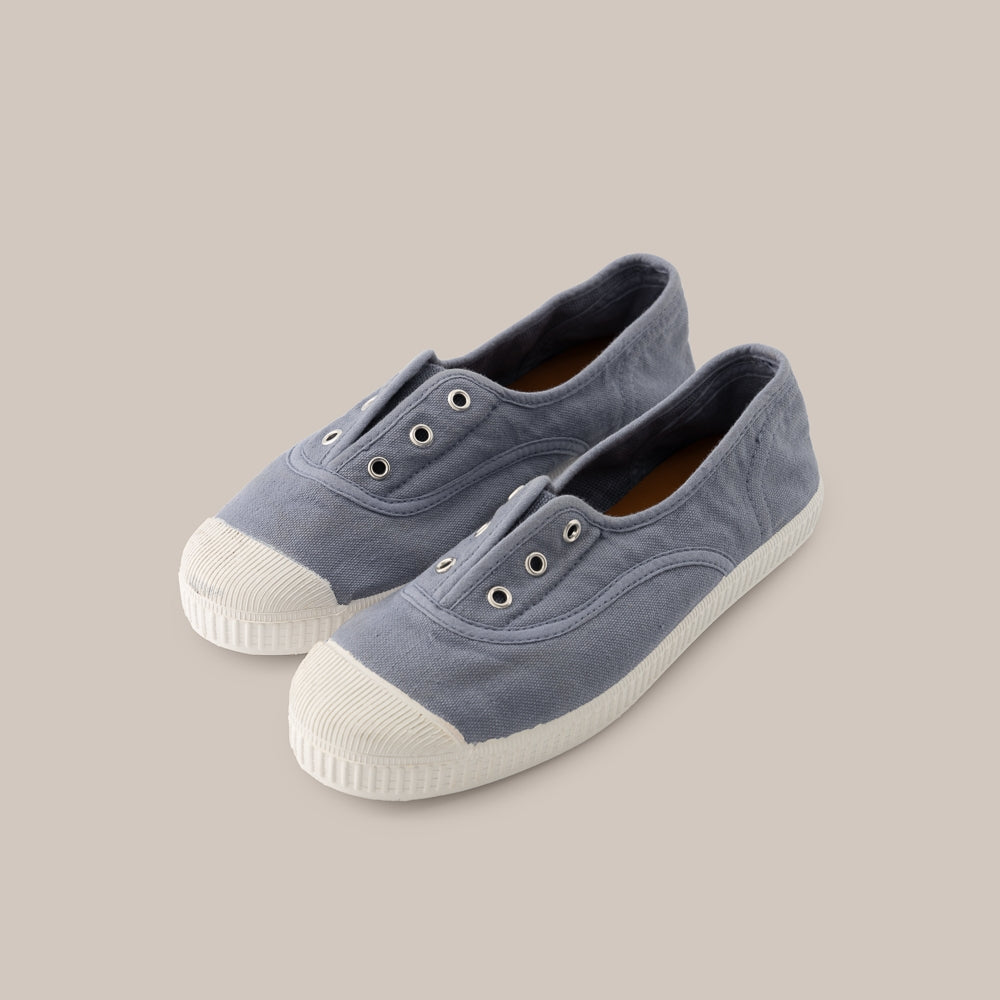 Rubber tip canvas shoe