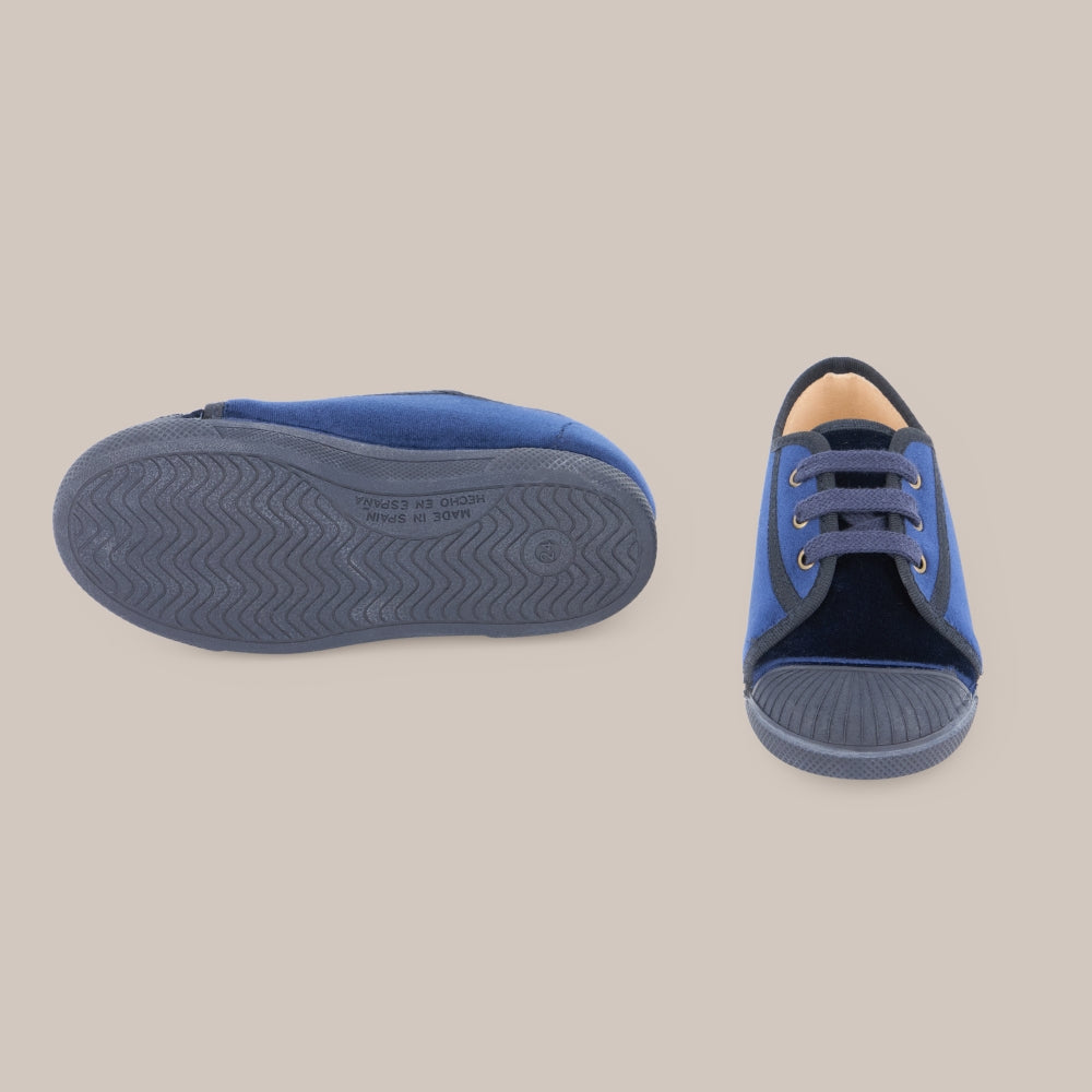 Chausson en velours pour enfants avec bout
