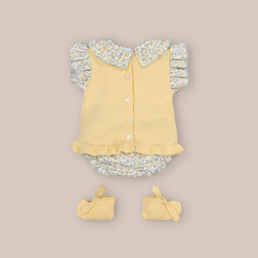 Conjunto de gola com babados em cerâmica