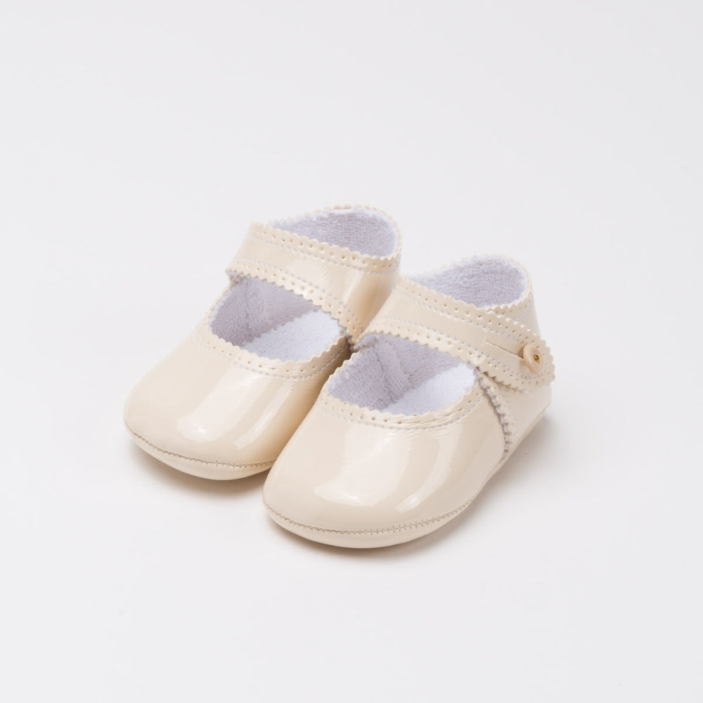 paten leather Mary Janes