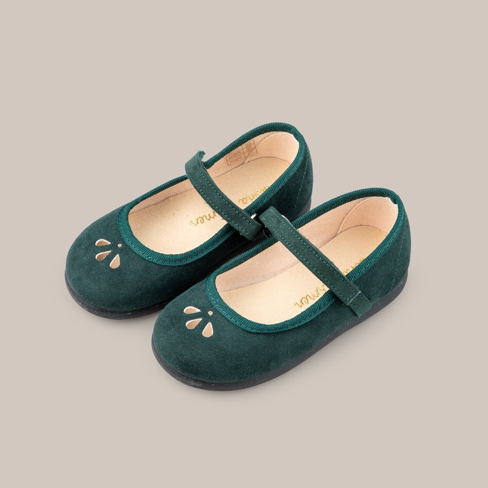 Mercedita Calada Feuilles