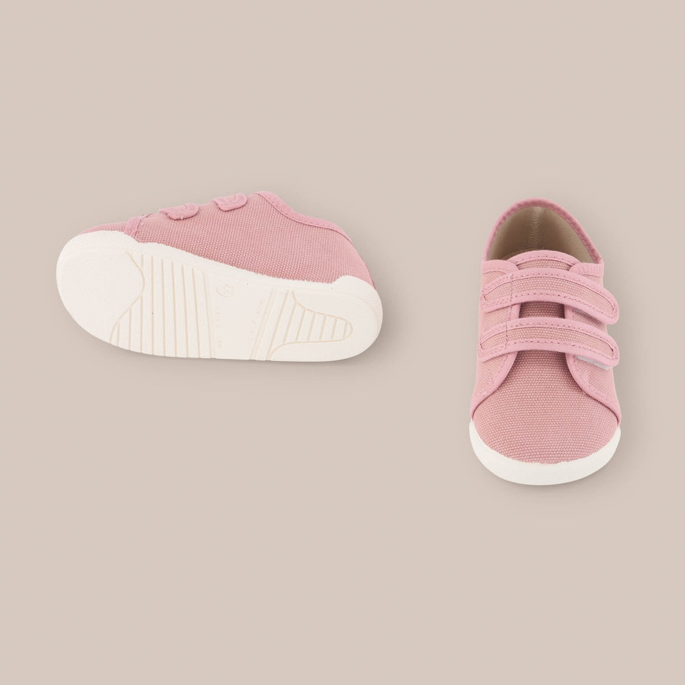 Turnschuhe Barfuß
