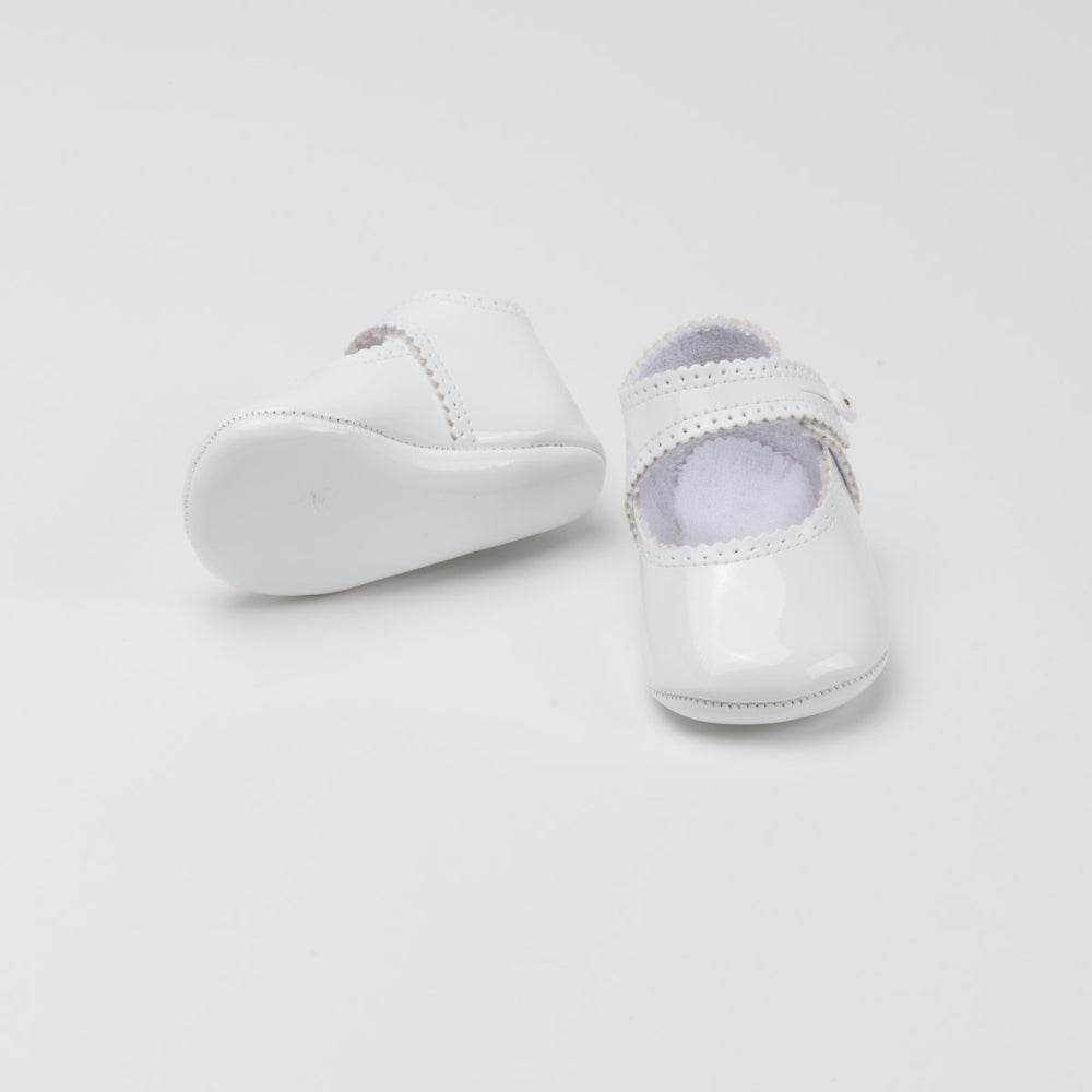 paten leather Mary Janes